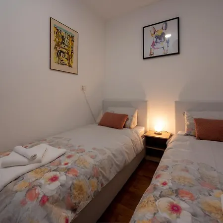 Miss Tina Apartamento *