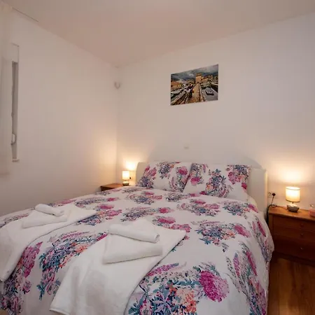 Apartamento Miss Tina