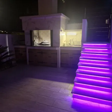 Miss Tina * تروغير